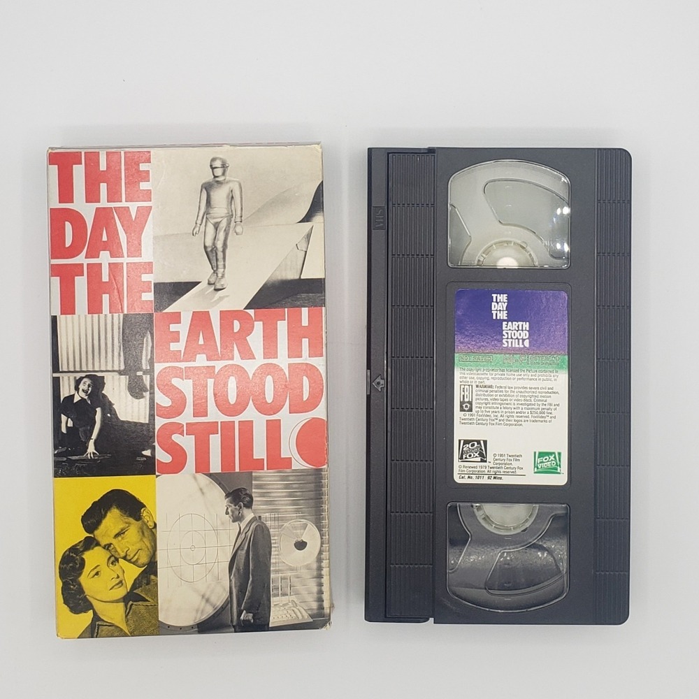 The Day The Earth Stood Still (VHS,‎ 1951) sci-fi classic